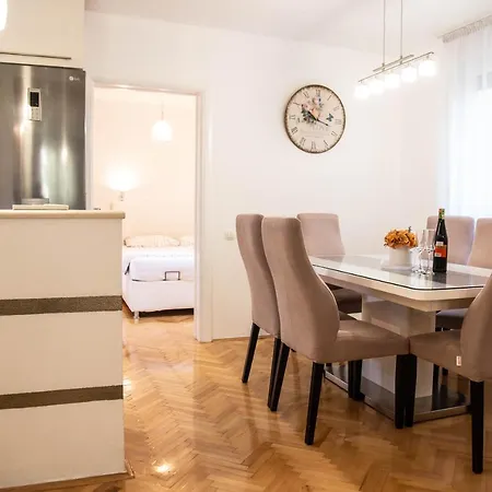 Lux Family Apartment Kruna Mostar Exterior photo